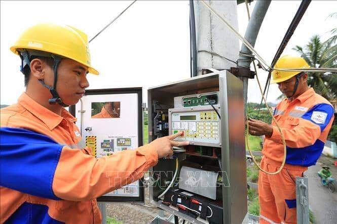 EVN hỗ trợ người dân, doanh nghiệp bị ảnh hưởng bởi dịch trong Tháng tri ân