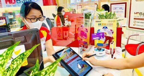 Mở tài khoản tại quầy nhanh thế nào trong thời đại Tài chính 4.0?