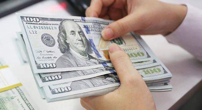 USD đạt đỉnh 2 năm, tiền châu Âu lao dốc, vàng và Bitcoin trồi sụt chóng mặt
