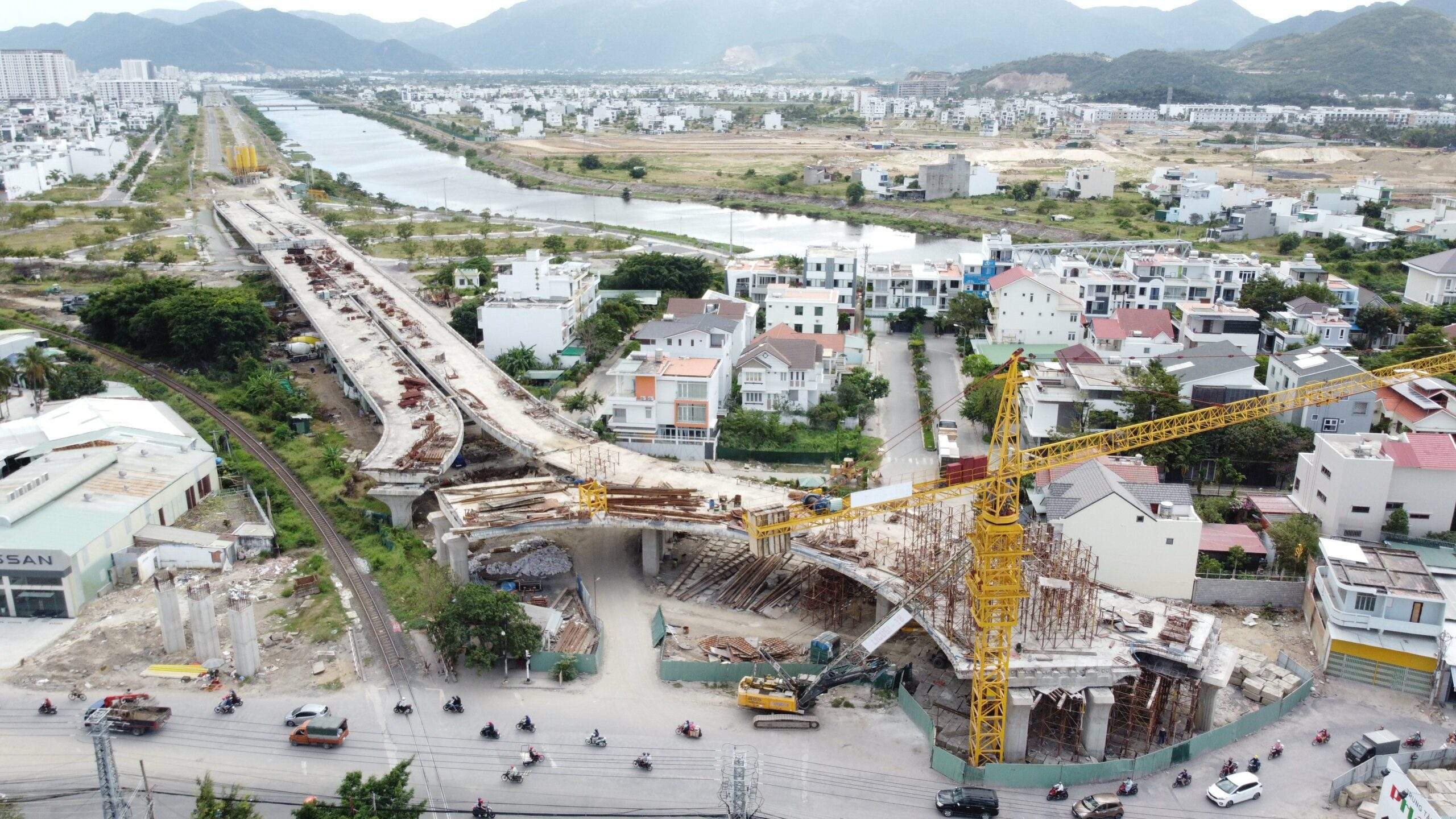 Phúc Sơn cam kết thông xe nút giao thông Ngọc Hội, Nha Trang từ 30-4