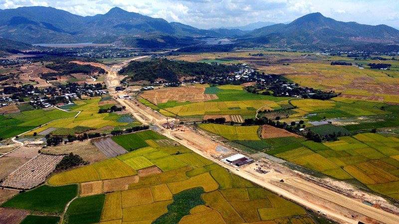 Phó thủ tướng Trần Hồng Hà: Hoàn thiện Luật Đất đai ‘để người dân nào đọc cũng hiểu, thực hiện’