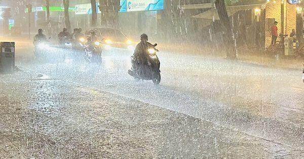 Ảnh hưởng siêu bão Mawar, nhiều nơi mưa to kéo dài