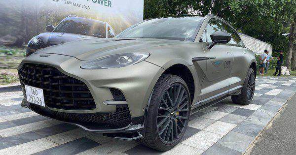 ‘Soi’ siêu xe SUV Aston Martin DBX707 giá 22 tỉ đồng tại Việt Nam