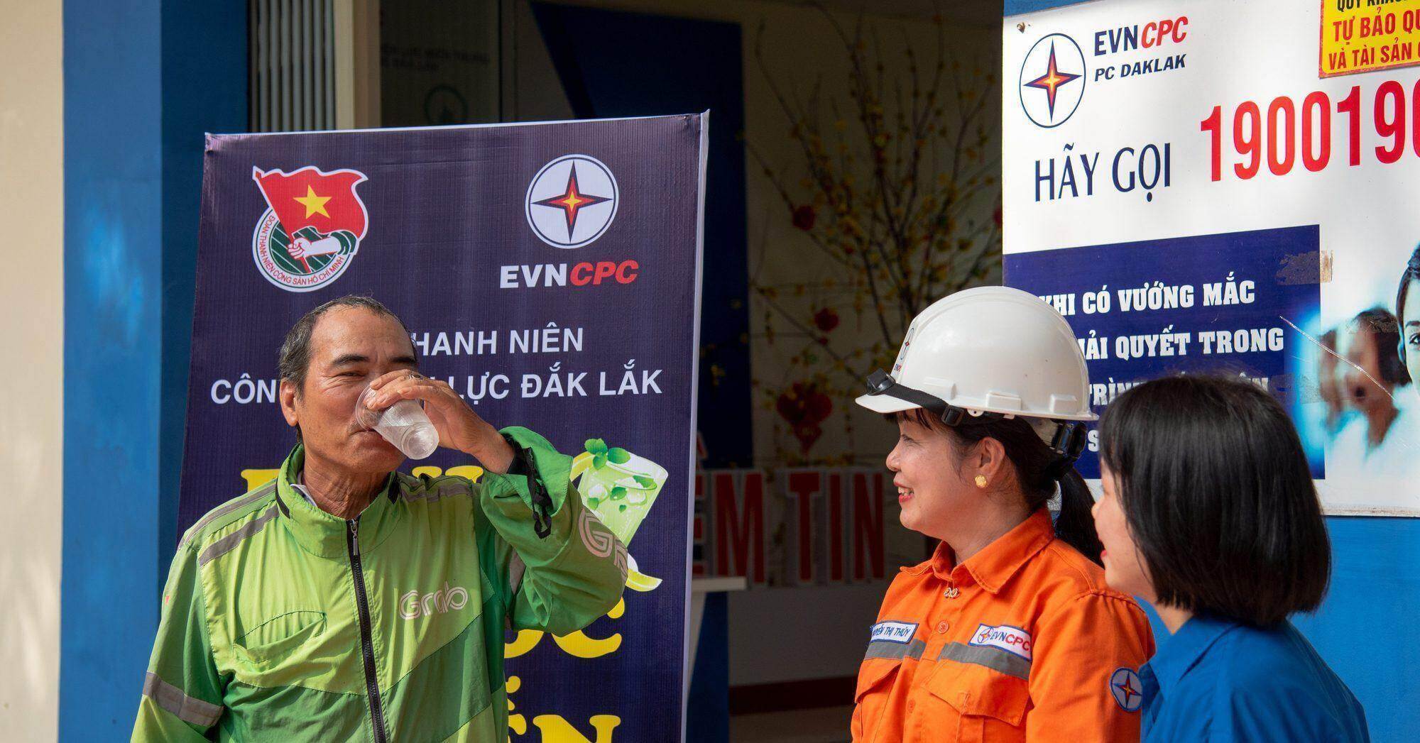 Tăng cường tuyên truyền sử dụng điện tiết kiệm, hiệu quả trong cao điểm nắng nóng