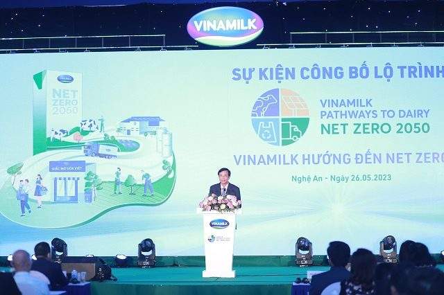 Vinamilk công bố lộ trình tới Net Zero 2050 và nhà máy, trang trại đạt trung hòa carbon đầu tiên