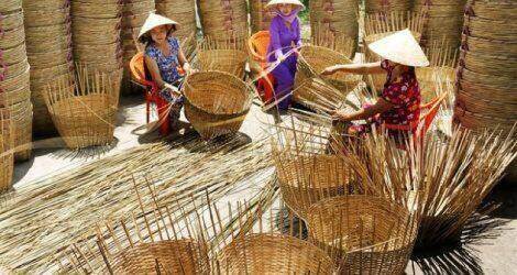 Xem xét đưa 29 làng nghề ra khỏi danh mục làng nghề truyền thống Xem xét đưa 29 làng nghề ra khỏi danh mục làng nghề truyền thống