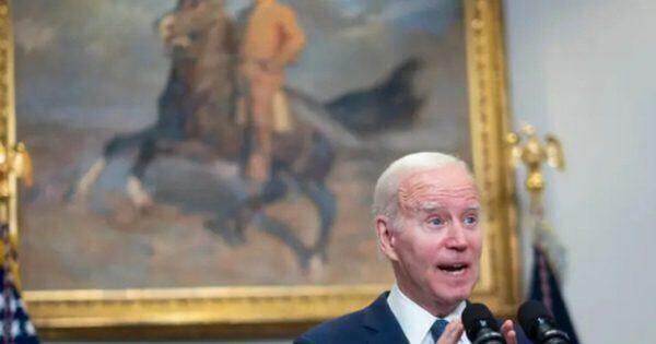 Ông Biden làm gì để cắt giảm chi tiêu hàng trăm tỷ USD tránh vỡ nợ?