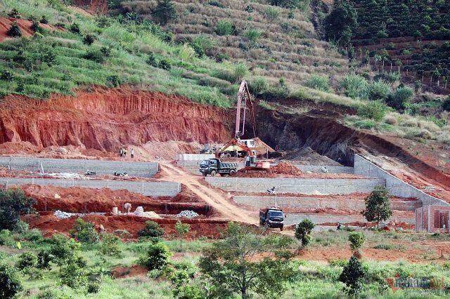 Lâm Đồng huỷ các quy định liên quan phân lô, tách thửa Lâm Đồng huỷ các quy định liên quan phân lô, tách thửa