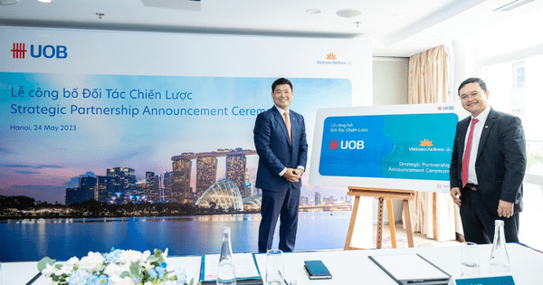 Ngân hàng UOB Việt Nam chính thức “bắt tay” cùng Vietnam Airlines