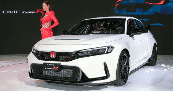 10 &ocirc; t&ocirc; b&aacute;n &iacute;t nhất Việt Nam th&aacute;ng 5.2023: Đa phần xe Nhật, Toyota &aacute;p đảo