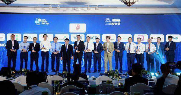 Agribank đồng hành thúc đẩy thanh toán không tiền mặt