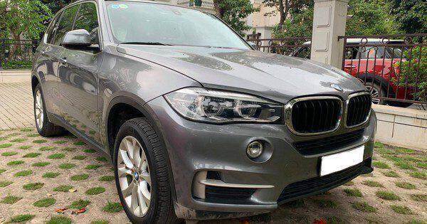 BMW X5 8 năm tuổi, giá ngang Ford Everest 2023 có hấp dẫn?