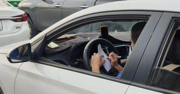 Cách tra cứu giấy xác nhận ô tô được tự động gia hạn đăng kiểm