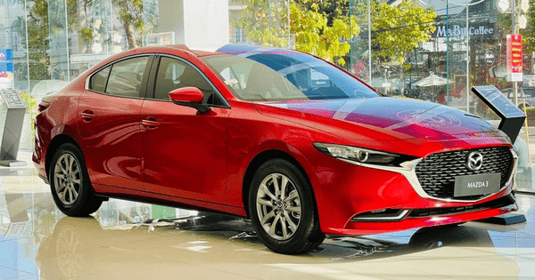 Doanh số tăng 2 xe, Mazda3 vẫn dẫn đầu phân khúc sedan hạng C tại Việt Nam