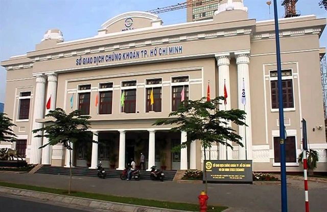 HOSE báo lãi 2022 giảm hơn 23%