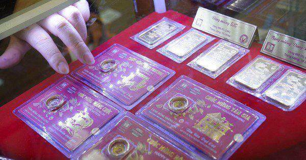 Thế giới lao dốc xuống 55,5 triệu, SJC duy trì 67 triệu