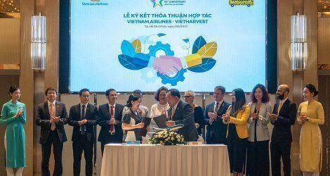 Vietnam Airlines mang suất ăn hàng không đến các tổ chức, cá nhân có hoàn cảnh khó khăn