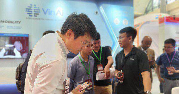 VinAI mang đến trải nghiệm AI đột phá tại Triển lãm Quốc tế Vietnam Industry 4.0 Summit 2023
