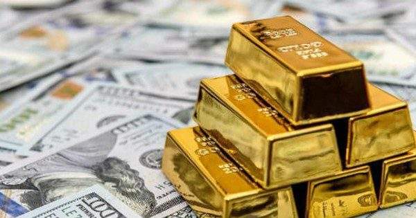 Giá vàng loạn nhịp, USD diễn biến lạ