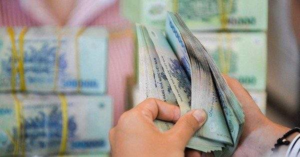 Hết sốt lãi suất, tiền đổ vào đâu?