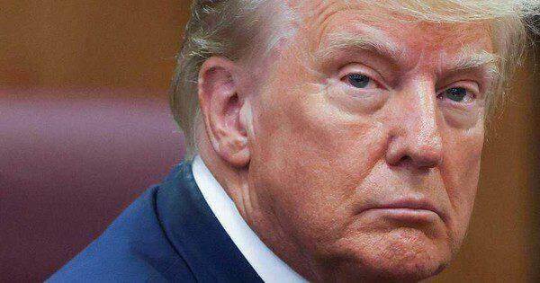 Bị truy tố hình sự, ông Trump ra đòn với thẩm phán