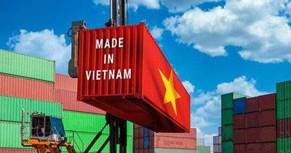 Việt Nam bứt phá thành cứ điểm chiến lược, thu hút đầu tư kỷ lục
