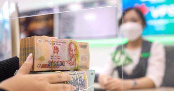 Giảm lãi suất để giải ‘bài toán’ khó của nền kinh tế