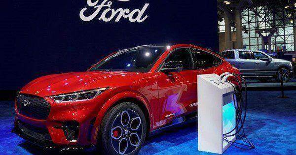 Cuộc chiến xe điện quá khốc liệt, Ford tuyên bố sa thải 1.000 người để tiết kiệm chi phí