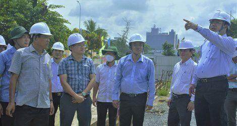 Cà Mau xin điều chỉnh đầu tư đê biển Tây và kè chống sạt lở bờ biển