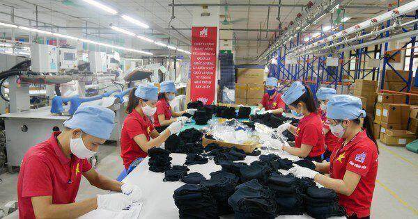 Đã ‘đói’ đơn hàng nửa cuối năm, đơn giá dệt may còn giảm trên 50%