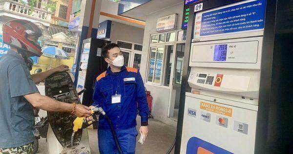 Giá xăng dầu đồng loạt tăng từ 15 giờ chiều nay