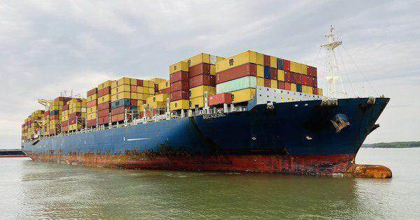 Hãng tàu container lớn nhất thế giới mở tuyến dịch vụ mới tại Việt Nam