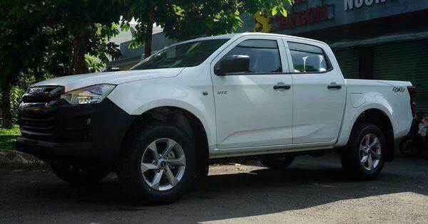 Isuzu D-Max bản UTZ số sàn 2 cầu về Việt Nam, liệu có thoát ‘ế’?