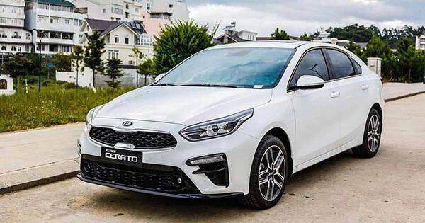 Mua ô tô trả góp, nên mua xe cũ hay xe mới?