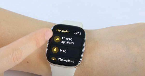 Những mẫu smartwatch tầm trung nổi bật đáng mua