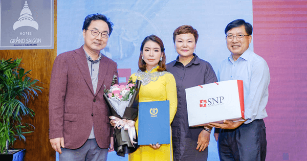 Nữ Doanh Nhân Thành Đạt Và Hành Trình Trao Yêu Thương