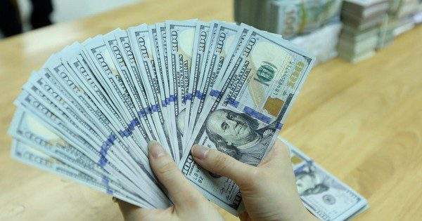 Tăng cùng các ngoại tệ khác