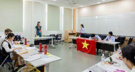 Việt Nam lọt vào vòng tiền tứ kết cuộc thi tranh biện lớn nhất thế giới WSDC