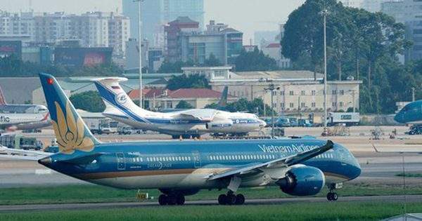 Vietnam Airlines nói gì về việc cổ phiếu HVN vào diện kiểm soát?