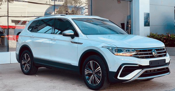 Volkswagen Tiguan Allspace đời mới giảm giá 400 triệu đồng tại Việt Nam