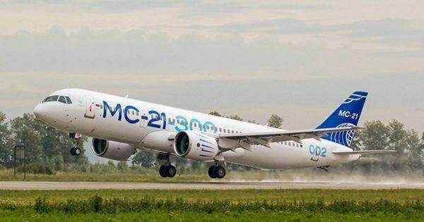 Rẻ bằng một nửa Airbus, Boeing?