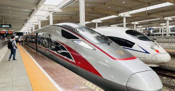 Dài gần 12.000 km, xây trên thượng nguồn, đào hầm với áp lực nước cực lớn