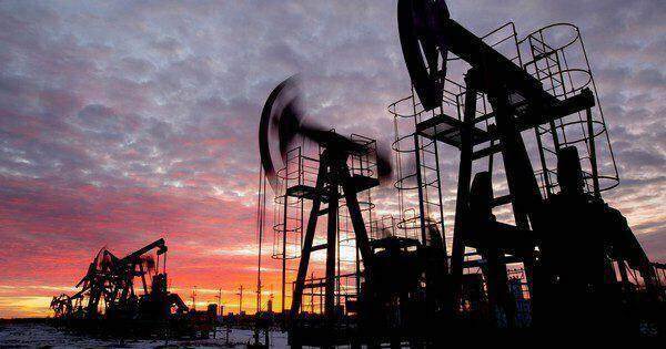 Oil Price: Chiến trường dầu mỏ khốc liệt