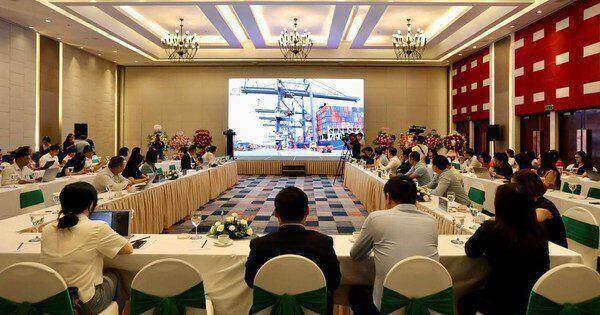 Khơi thông nguồn vốn từ thị trường chứng khoán, chia sẻ áp lực với thị trường tiền tệ