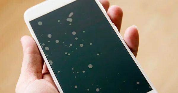 Cách xử lý ‘lỗi bóng khí’ trên miếng dán bảo vệ màn hình smartphone