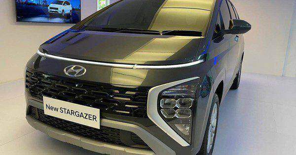 Hyundai Stargazer 2023 bổ sung phanh tay điện tử, ‘đấu’ Mitsubishi Xpander