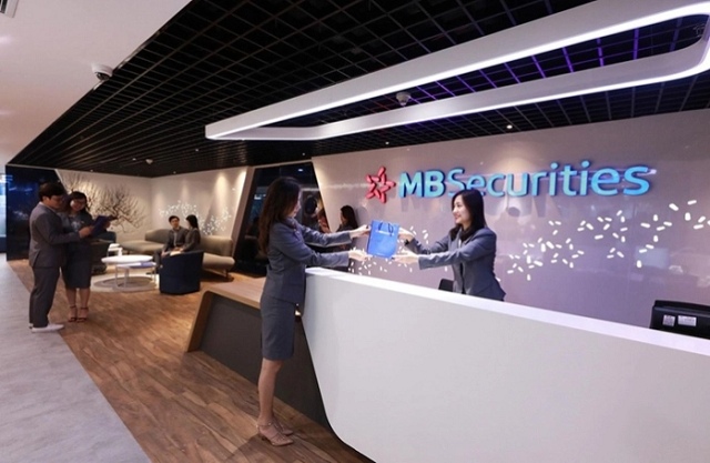 MBS còn nắm bao nhiêu trái phiếu Trung Nam và Novaland?