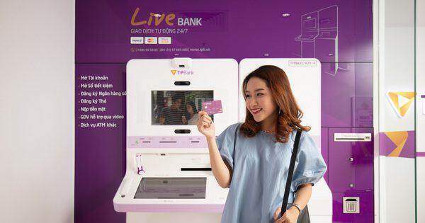 Những cú “chạm” xóa tan sự chờ đợi ở LiveBank 24/7