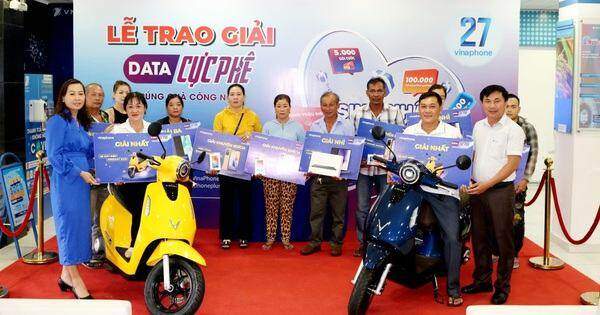 Vinaphone trao thưởng hơn 2 tỷ đồng chương trình khuyến mại “data cực phê – trúng quà công nghệ” Vinaphone trao thưởng hơn 2 tỷ đồng chương trình khuyến mại “data cực phê – trúng quà công nghệ”