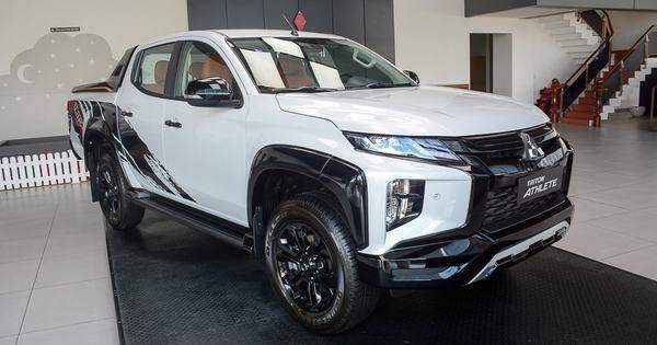 Xe bán tải nhập khẩu đua giảm giá, ‘đấu’ Ford Ranger